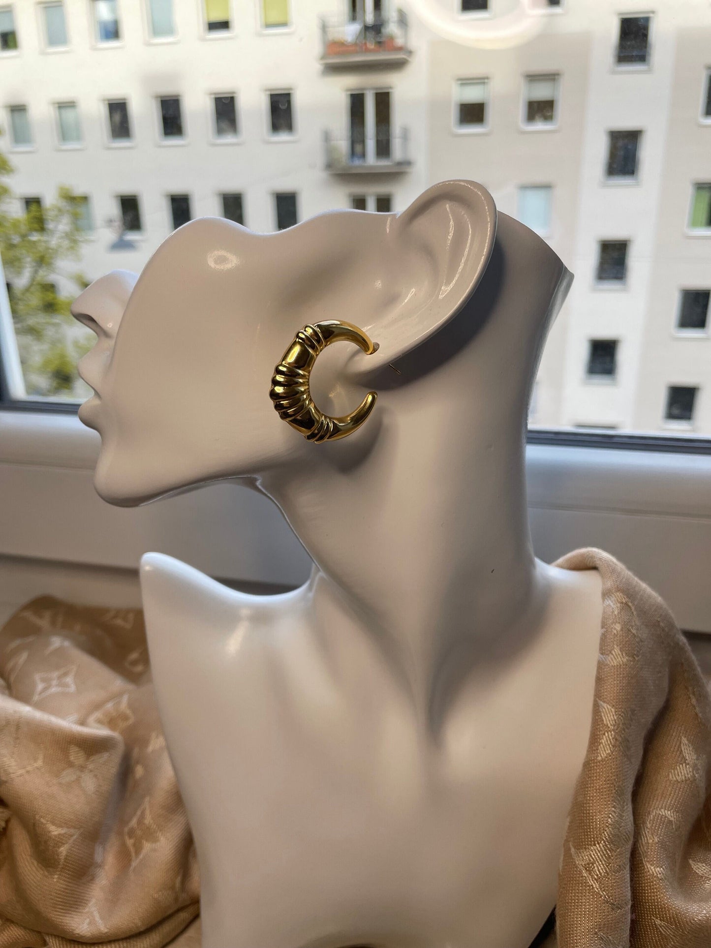 Chunky croissant stainless steel earrings