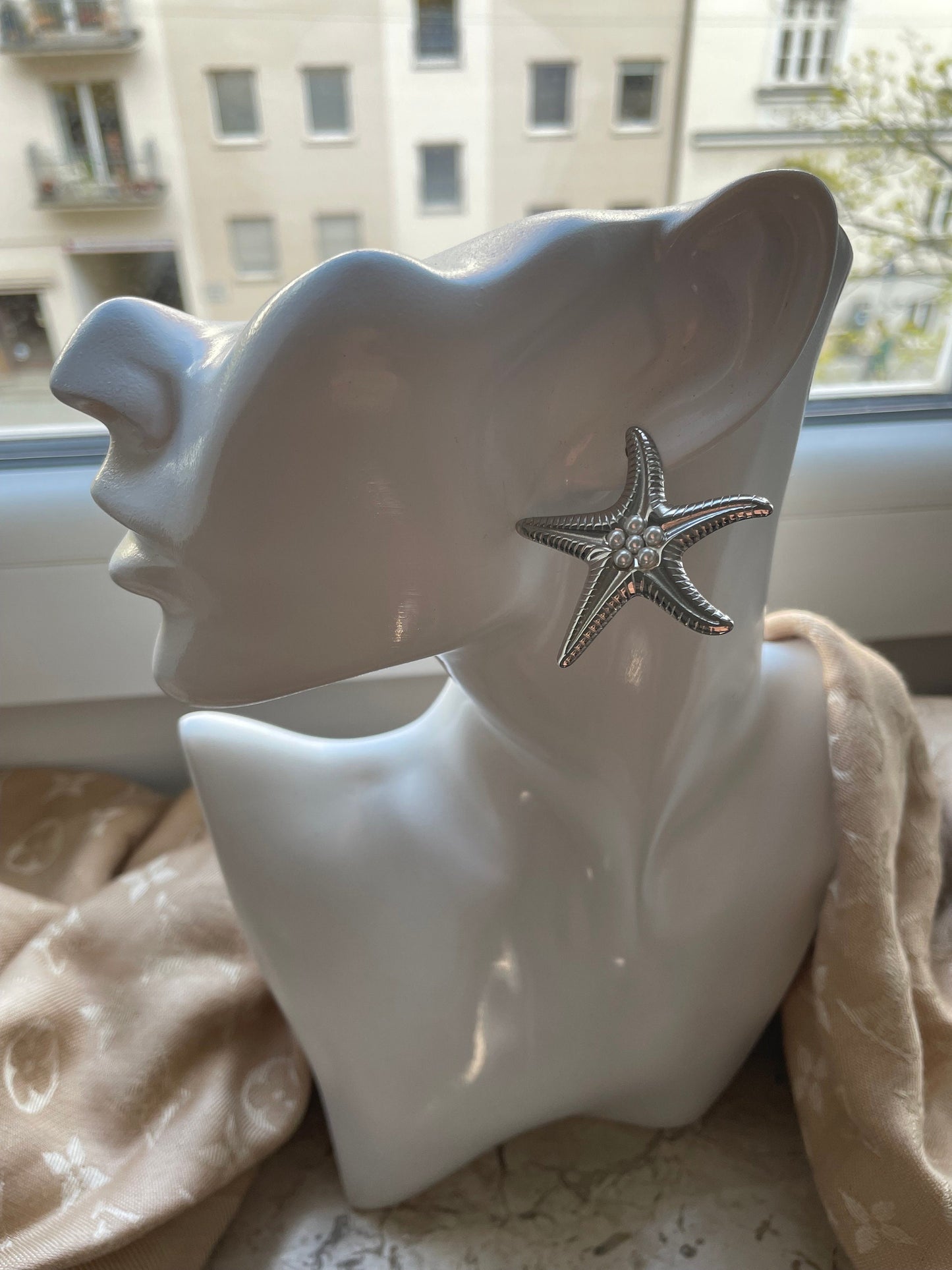 Chunky starfish stainless steel earings with pearls